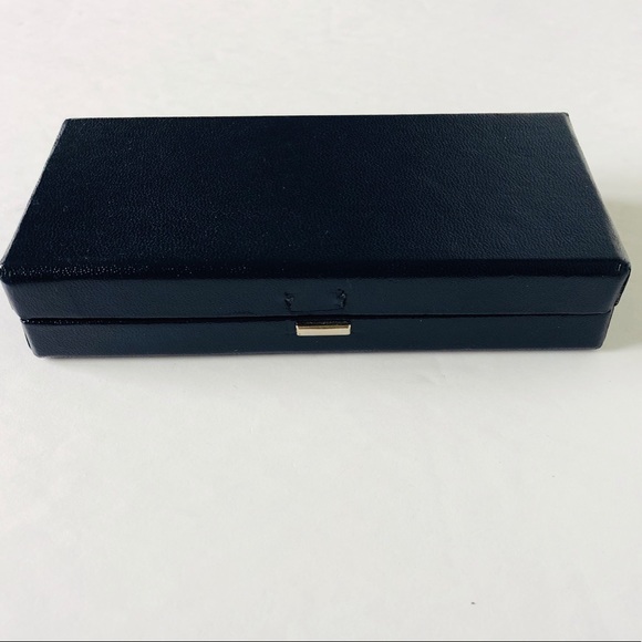 Authentic Gucci perfume holder pendant. - Picture 6 of 7